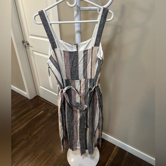 Off White-Multi stripe spring dress from Dex. Size is US Large - Picture 2 of 3